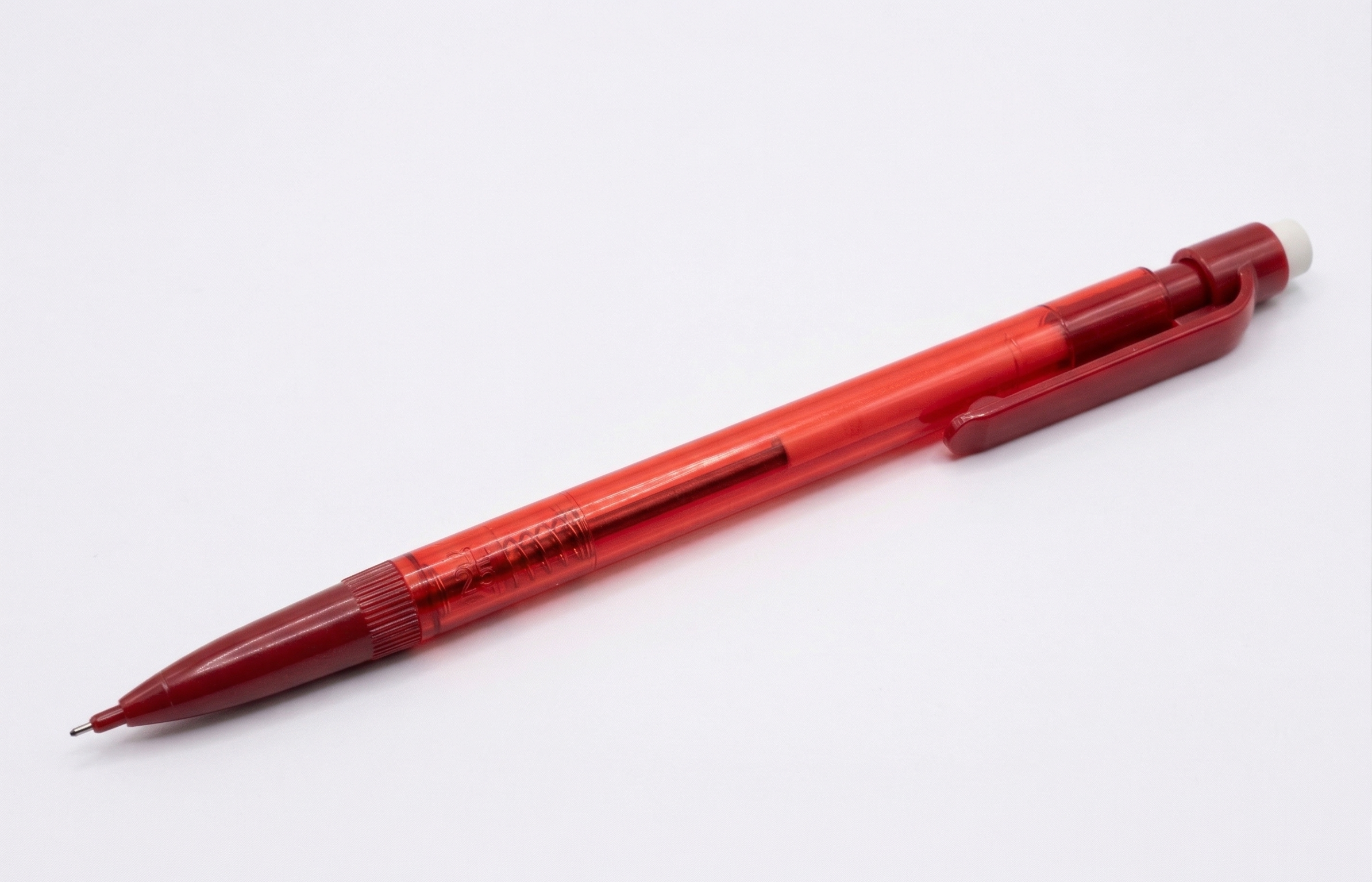LAPISEIRA 0.7MM COM BORRACHA MALTHUS 